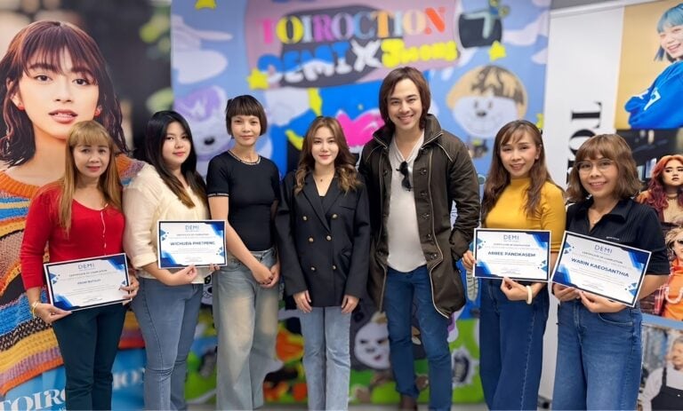 DEMI HAIR CARE SCIENCE Workshop for learning about fashion hair colors current trends and stay updated