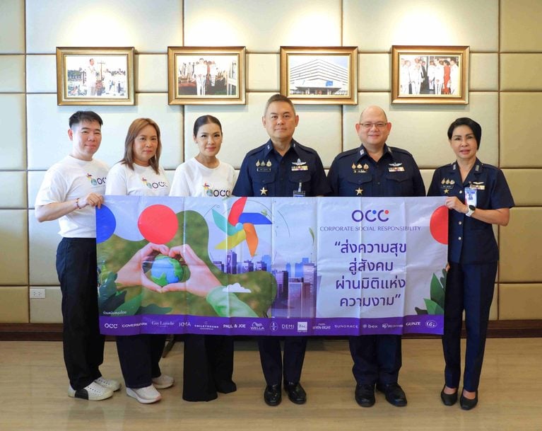 O.C.C. Spreads Happiness and Encouragement to Hospital Patients